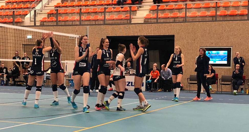 Makkelijke overwinning Dames 1