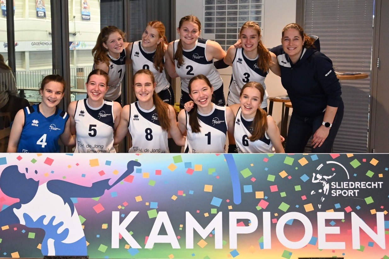 Ook Meisjes A1 kampioen